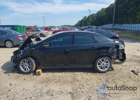 2017 Ford Focus Se z USA, uszkodzony, nr VIN 1FADP3F25HL322205